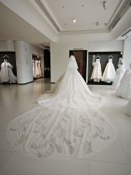 点击看大图 -Bridal Queen·婚纱女皇
