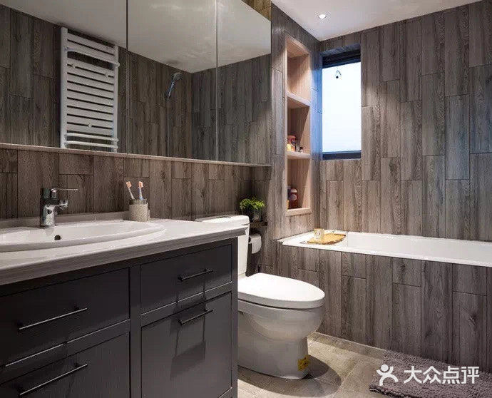 工业风吊顶，也是别具风情。