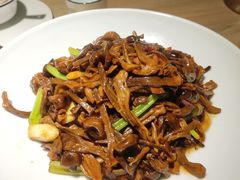 砂锅鹿茸菌-味莊·青岛菜(云霄路店)