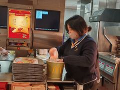 -麦当劳(中山公园龙之梦店)