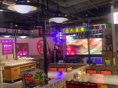 -马路牙子烧烤音乐酒馆(望京店)
