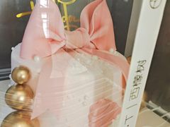 私人订制主题蛋糕-西檬树SIMON·T轻奢蛋糕(大东方Max店)