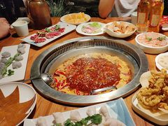 -城墙拐拐火锅(三峡广场黑金冠店)