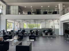 -上海星瀚奔驰4S店(红柳路店)