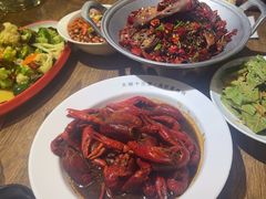 -叶派龙虾•招牌香辣蟹·海鲜(中海国际店)