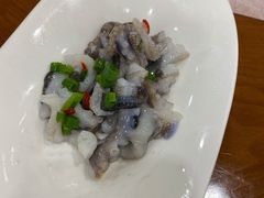 -青瓦餐厅·生鱼片·韩园烤肉(西塔店)