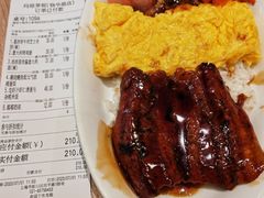 -玛格萝妮比萨屋(四平店)
