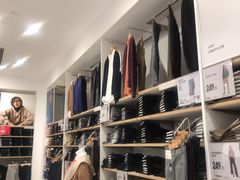 -优衣库(昆明七彩METOWN购物中心店)