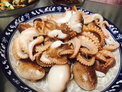 -海派美食·家宴海鲜青岛菜·石锅鲽鱼头(东方城店)