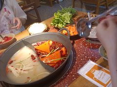 -赵美丽·重庆社区火锅·直营店(火车东站·中豪国际店)