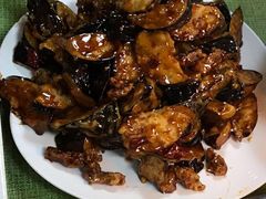 焦糖茄子牛肉粒-桃子餐厅·天津菜(红星路直营店)