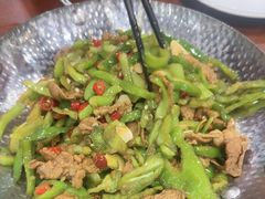 -湖南人家湘菜馆(镇江路店)