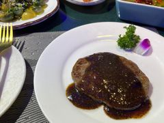 -忘忧草融合私房菜(红鼎国际店)