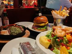 -Chili's Cafe&Bar奇利斯(滨江店)