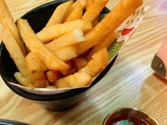 -Famous肥猫墨西哥音乐餐吧(五棵松华熙LIVE店)