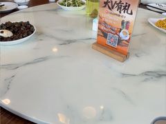 -品鲜村农家菜·阳澄湖大闸蟹(总店)