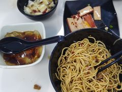 -一品郑记重庆牛肉米线馆(东泰路店)
