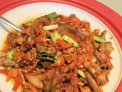 小炒腊拱嘴-有红鸡毛店·川菜(建设路店)