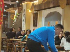 大堂-锅来乐地锅鸡(安亭店)