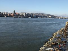 -多瑙河畔鞋履雕塑