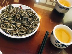 -何氏排骨(左家塘店)