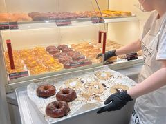 -HOT CRUSH趁热集合·现烤面包(环球港店)