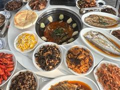 -丹水桥地锅鱼·翘嘴鲌·地方特色全鱼宴(丹江口大坝店)
