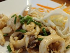 -两兄弟Song Pee Nong(2号店)