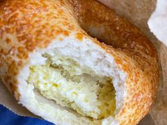 双重芝士贝果-瑞幸咖啡(创兆广场店)