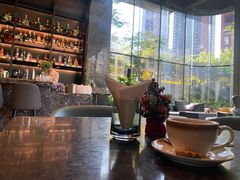 -星河吉酒店-BOND大堂吧·咖啡·简餐
