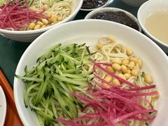 炸酱面-护国寺小吃(动物园店)