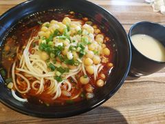 豌豆面-秦云老太婆摊摊面(光电园店)