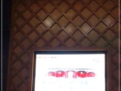 -GAGA主题量贩式KTV平价店(工大店)