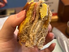 -YOLO COFFEE(深房广场店)