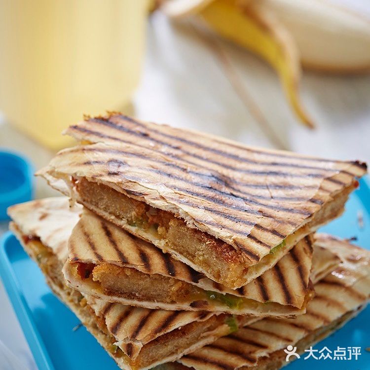 对甜品的感觉 依旧是如此怀念 好吧 依旧是真的无法释怀