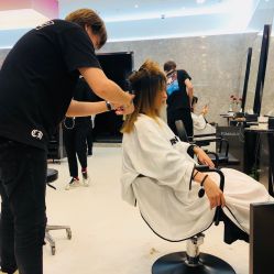 -TONI&GUY
