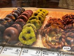 -HOT CRUSH趁热集合·现烤面包(环球港店)