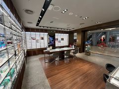 -LensCrafters亮视点(蓝色港湾店)