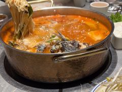 -野山舂·贵州现舂酸汤牛肉(民生路店)