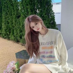 -丝语萱形象