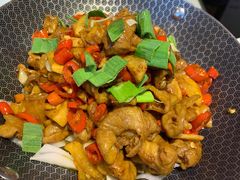 -俏湘厨•地道湘菜(建华南路店)