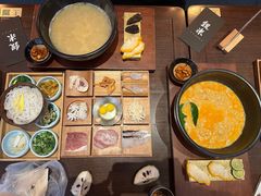 -银米·云南传统过桥米线(双廊黑金冠店)