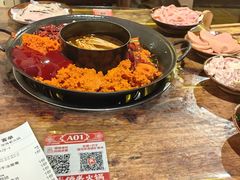 牛油番茄鸳鸯锅-乡当俏老火锅