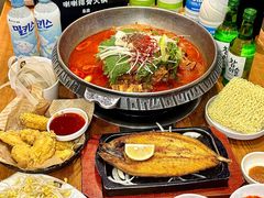 -喇喇排骨火锅·传统韩式脊骨汤(望京西园总店)