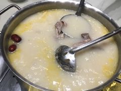 -牛头鱼庄·地道广西菜(鲁班店)