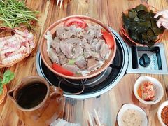 -阿婆情腊排骨火锅(金虹路店)