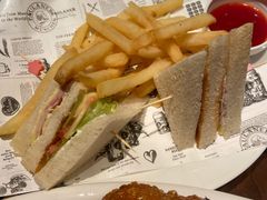 -Ambra Haus琥珀屋精酿餐厅(宝山店)