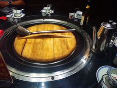 -挂旗柴锅鸡(蚌山区嘉年华店)