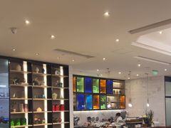 -港丽餐厅(高德置地店)