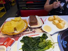 -何师傅美蛙鱼头(汉街店)